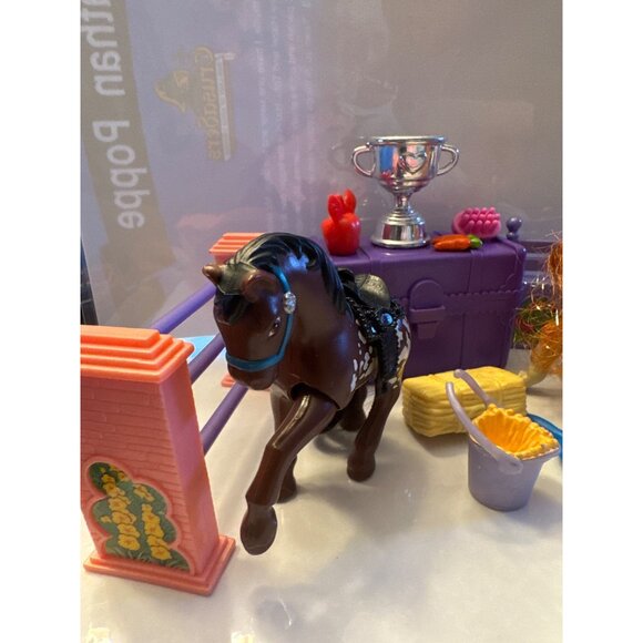 LPS Littlest Pet Shop 2 Ponies with accessories Jumps Grooming Tools & Trophy - Picture 4 of 4